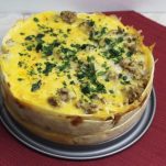 Since I got my Instant Pot pressure cooker, I have been bound and determined to recreate all of my favorite recipes in it. Today&rsquo;s recipe is this amazing Instant Pot Taco Pie. #taco #pie #instant #pot #tortilla #easy #recipe