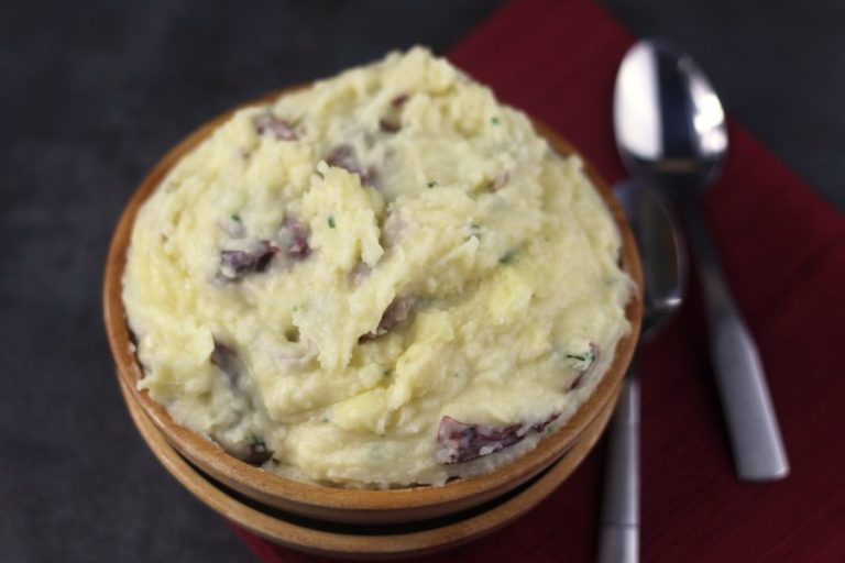 Copycat TGI Fridays Mashed Potatoes in The Instant Pot