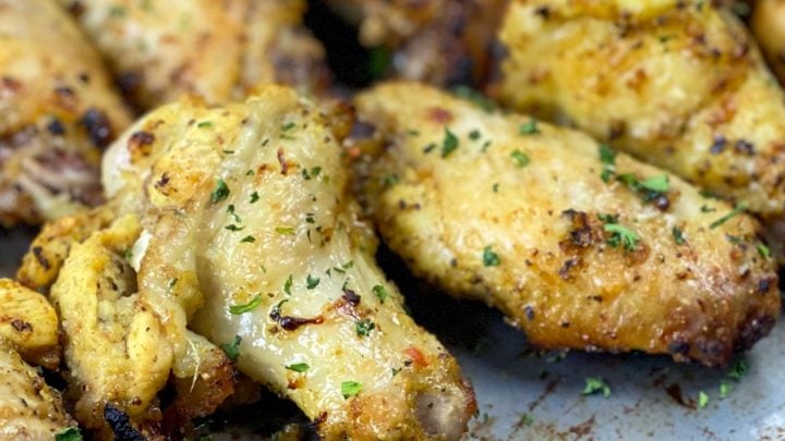 close up of lemon pepper wings made in the air fryer