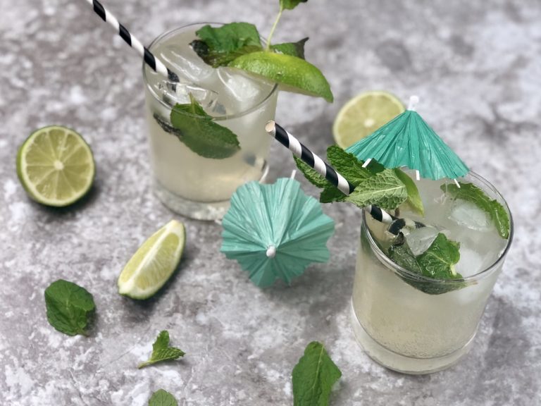 On those nice summer nights where an adult beverage sounds like it would hit the spot, whip up this keto mojito which is a low carb cocktail. It is easy for people to not consider the sugar in drinks when they start watching carbs after starting a ketogenic diet. #keto #lowcarb #lowcarbcocktails #mojitorecipe #cocktail