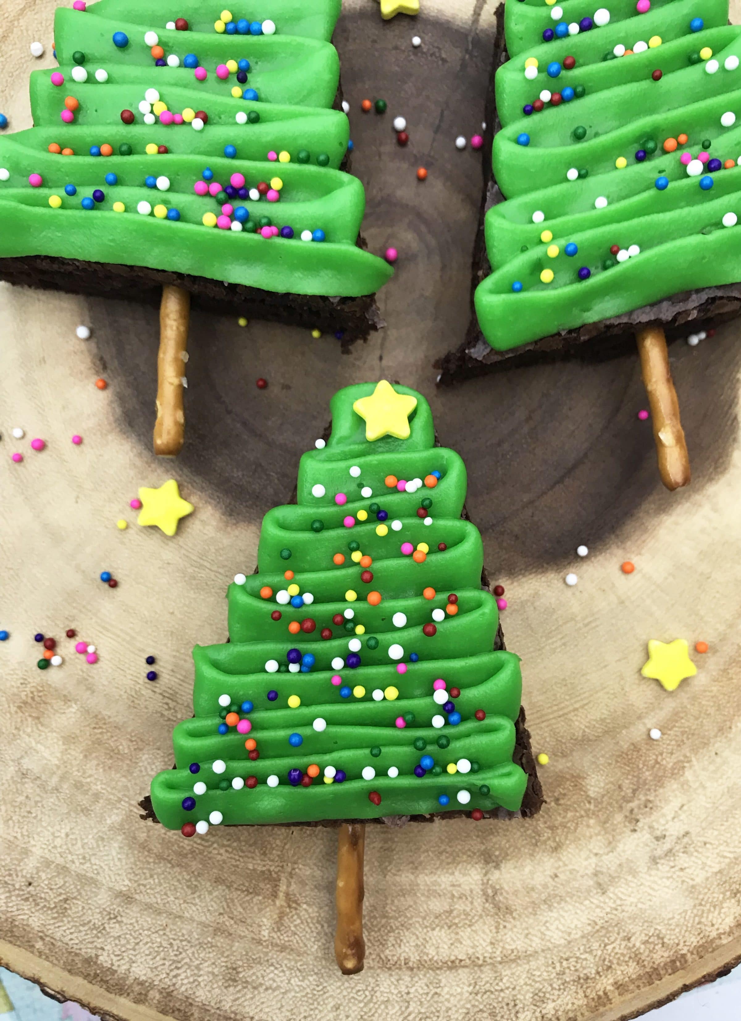 Easy Christmas Tree Brownies - Wilton