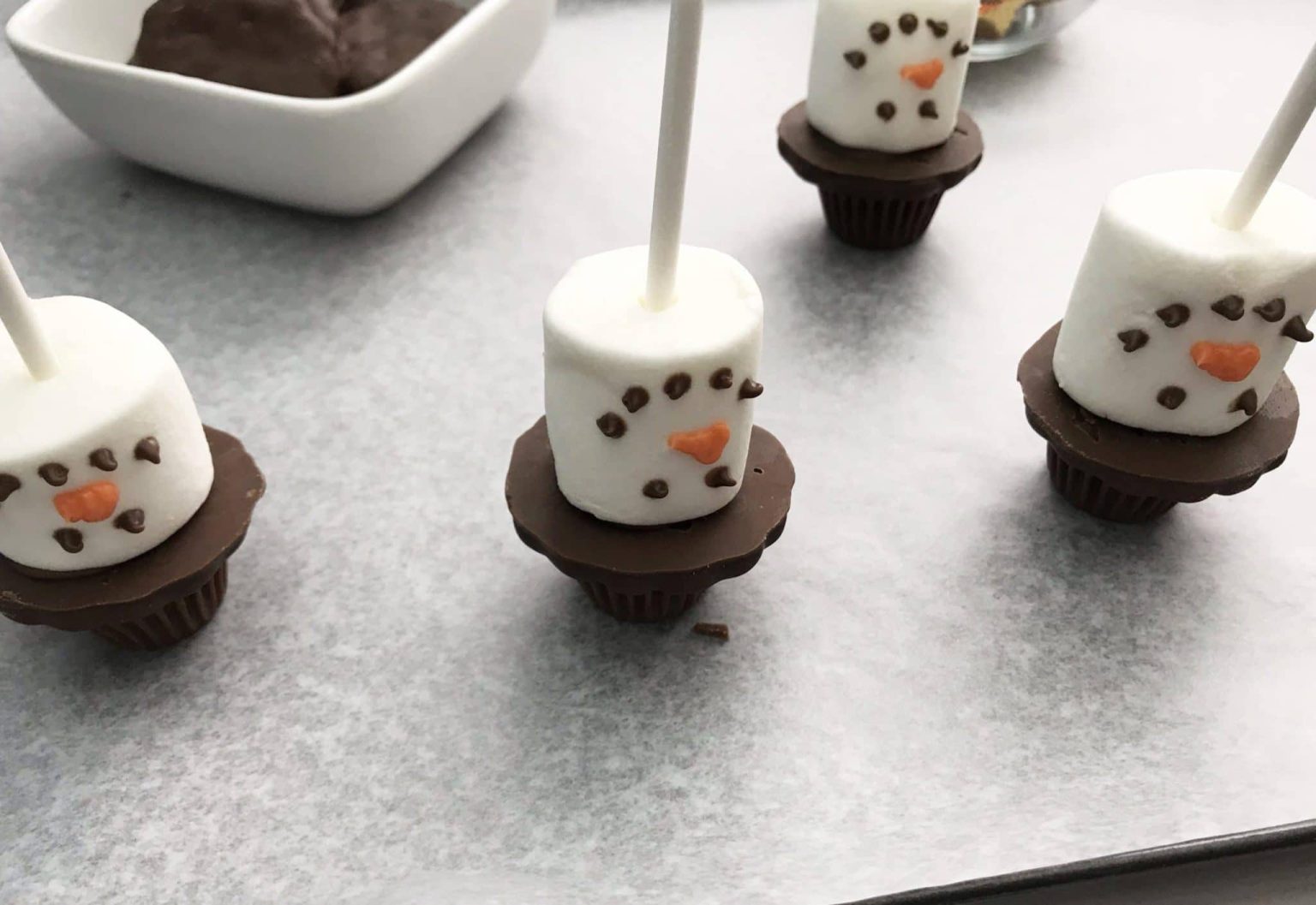 Do You Want To Build A Snowman? Marshmallow Snowman Recipe ⋆