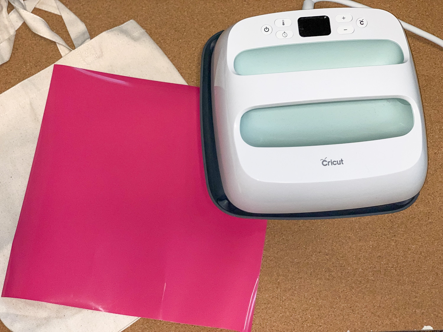supplies to make a tote bag