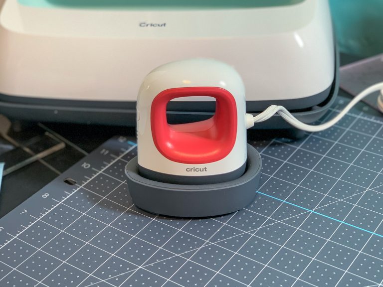 raspberry easypress mini infront of the easypress 2 12x10