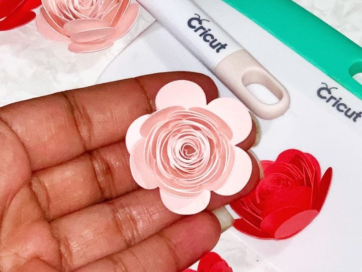 Download How To Make A Paper Rose Free Rolled Flower Template