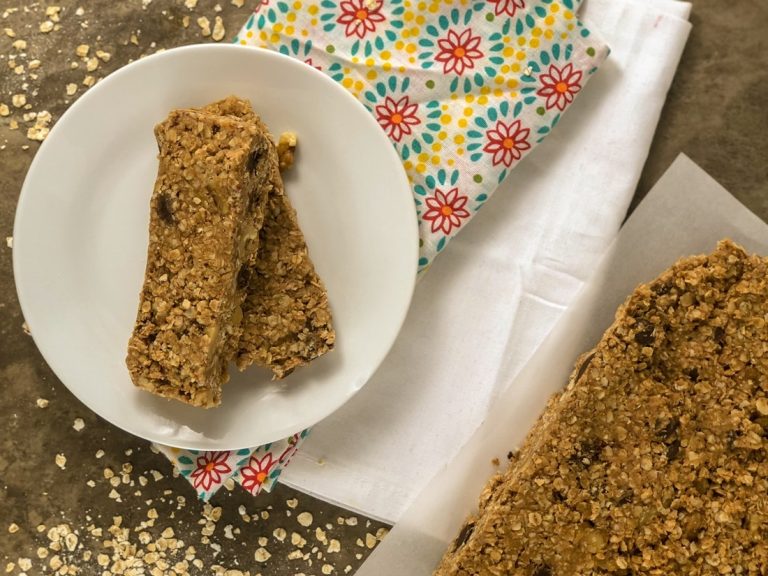 Homemade Granola Bars with Walnuts