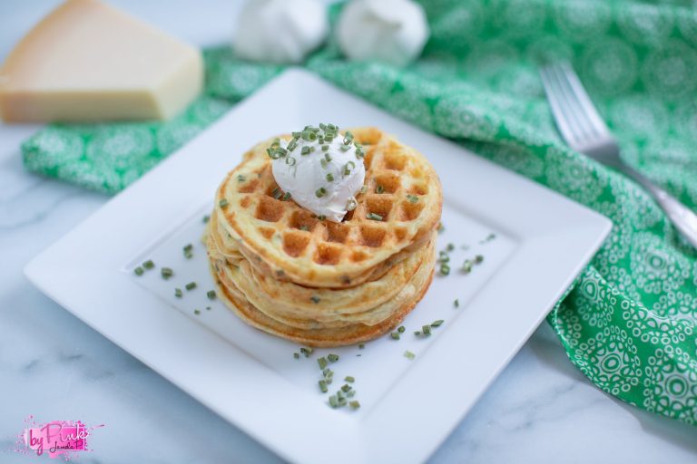 Parmesan Garlic Keto Chaffle | Cheese Waffle Recipe