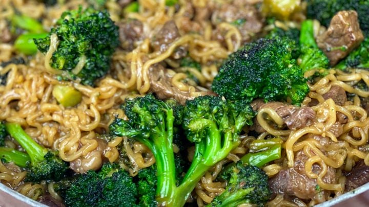 beef ramen stir fry with broccoli florets in bowl